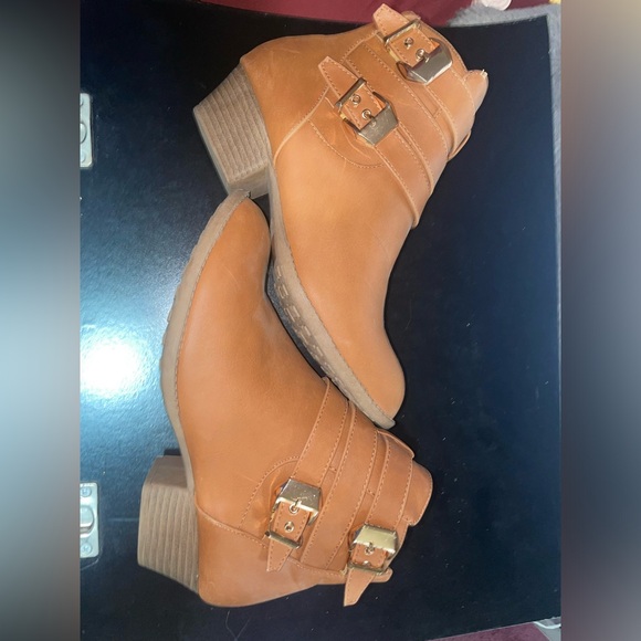 Brown chunky boots - Picture 1 of 2